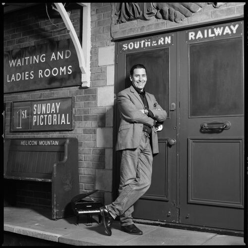 TON_JHO005: Jools Holland