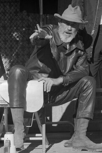 TON_JHU004: John Huston