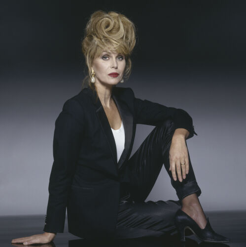 TON_JL012: Joanna Lumley