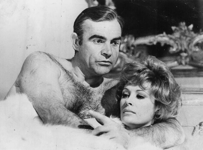 TON_JSJinSC033: Sean Connery as Bond with Jill St John
