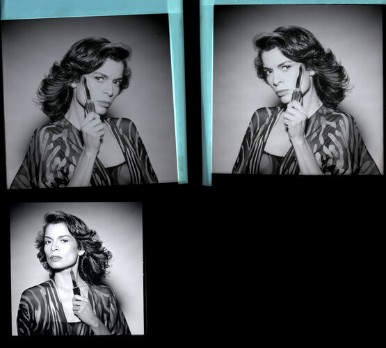 TON_J_Contact_001: Bianca Jagger