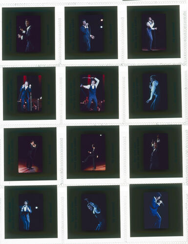 TON_J_Contact_022: Tom Jones