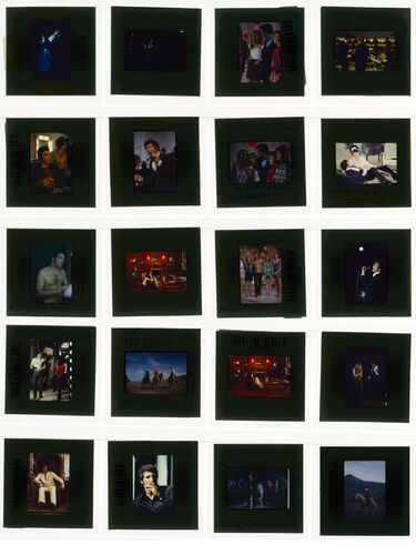 TON_J_Contact_028: Tom Jones