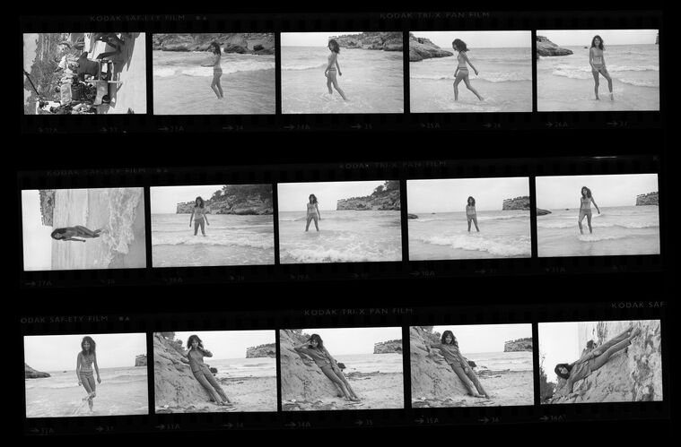 TON_K_Contact_012: Anna Karina