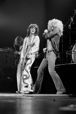 Jimmy Page and Robert Plant : Contact sheet: TON_LZ016 | Iconic