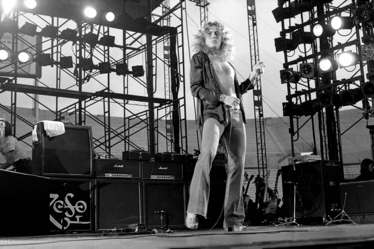 TON_LZ069: Robert Plant