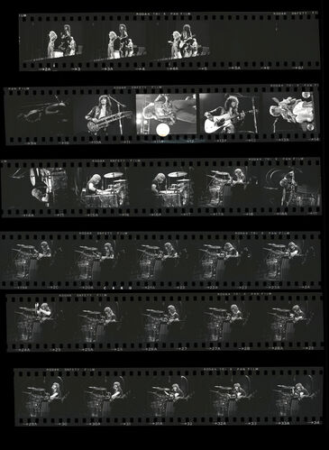 TON_L_Contact_002: Led Zeppelin