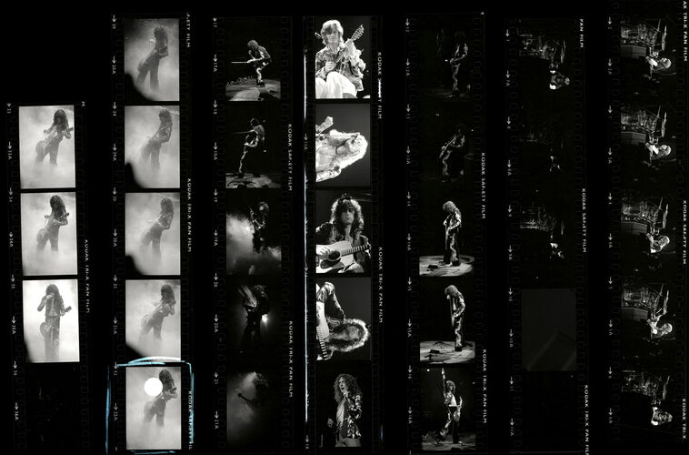 TON_L_Contact_004: Led Zeppelin