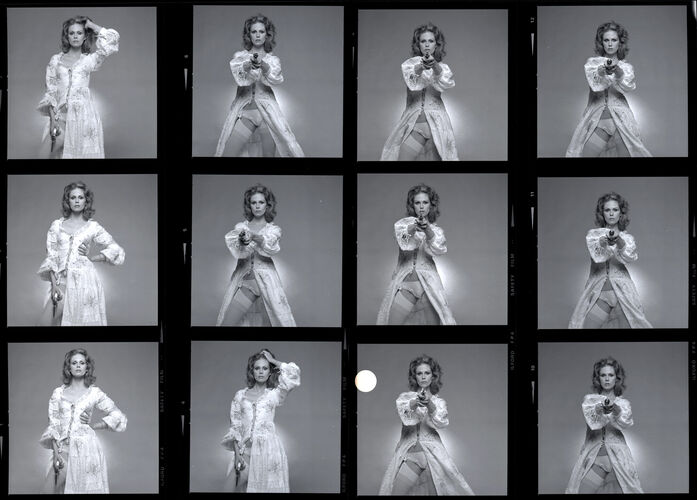 TON_L_Contact_028: Joanna Lumley