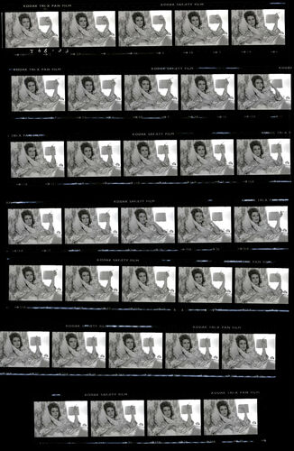 TON_L_Contact_032: Joanna Lumley