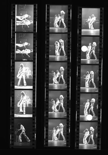 TON_L_Contact_044: Jimmy Page and Robert Plant