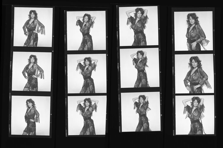 TON_L_Contact_065: Fiona Lewis