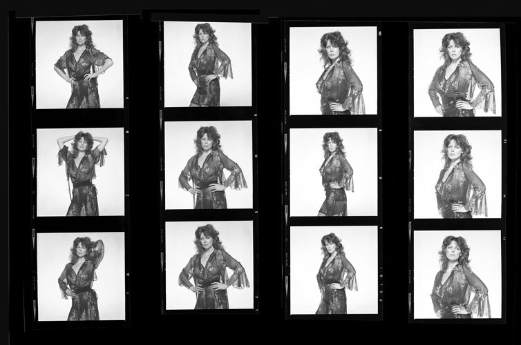 TON_L_Contact_085: Fiona Lewis