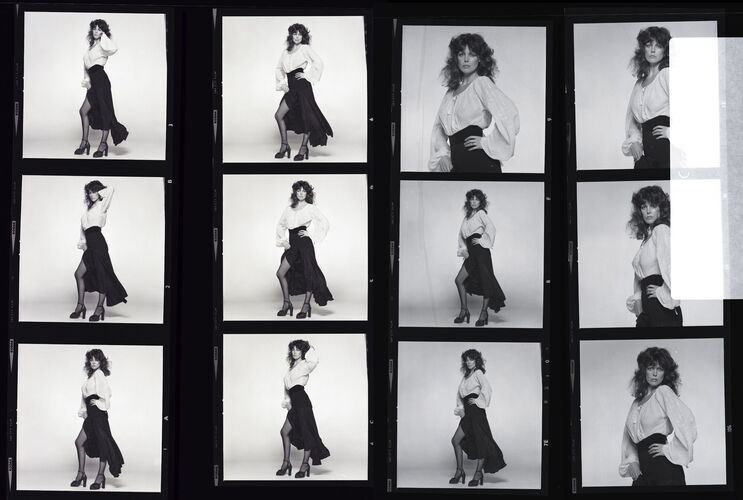 TON_L_Contact_086: Fiona Lewis