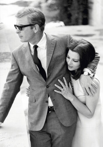 TON_MC010: Michael Caine and Giovanna Ralli