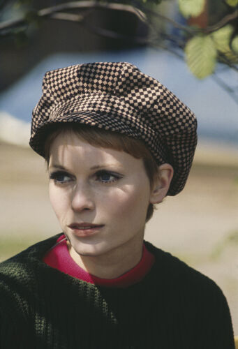 TON_MIF002: Mia Farrow