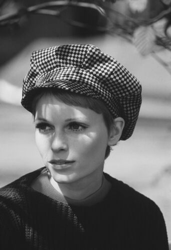 TON_MIF016: Mia Farrow