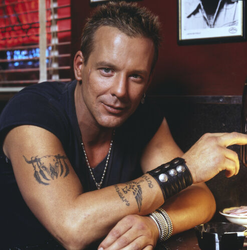 TON_MR008: Mickey Rourke