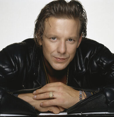 Mickey Rourke : Photograph: TON_MR009 | Iconic Licensing
