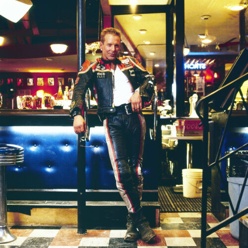 TON_MR025: Mickey Rourke