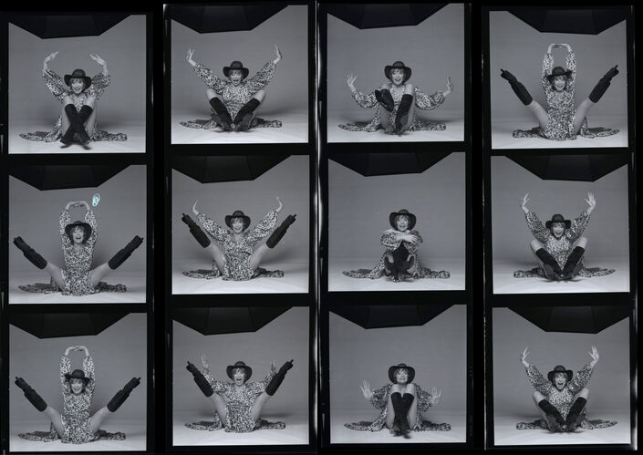 TON_M_Contact_027: Shirley MacLaine