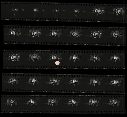 TON_M_Contact_045: Liza Minnelli