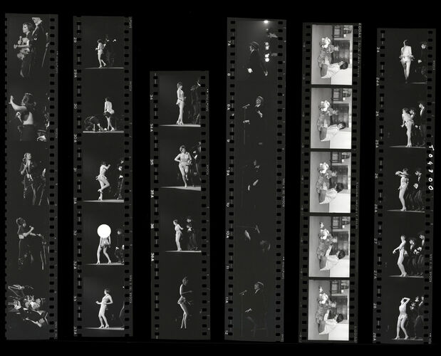 TON_M_Contact_047: Liza Minnelli