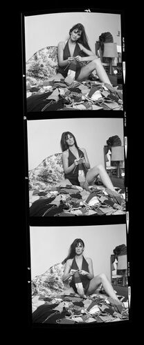 TON_M_Contact_137: Caroline Munro