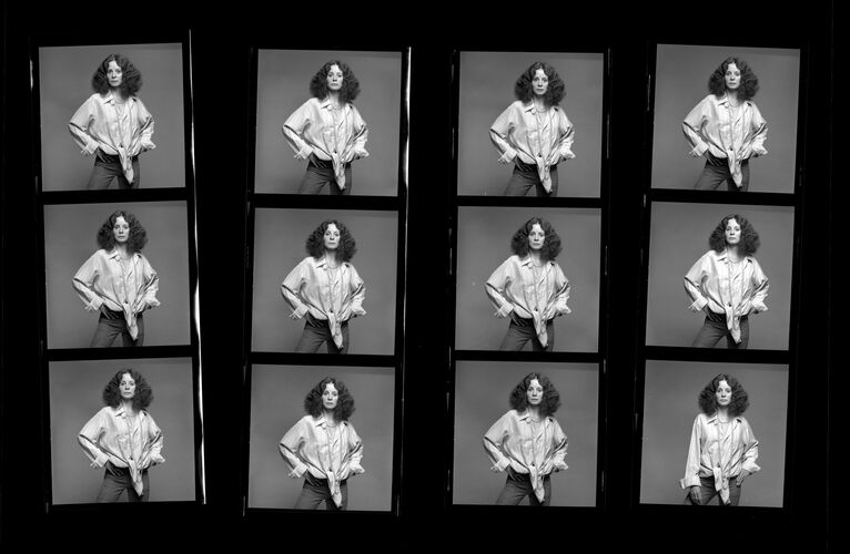 TON_M_Contact_181: Sarah Miles