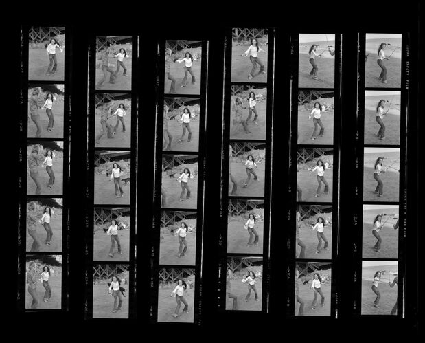 TON_M_Contact_188: Sarah Miles