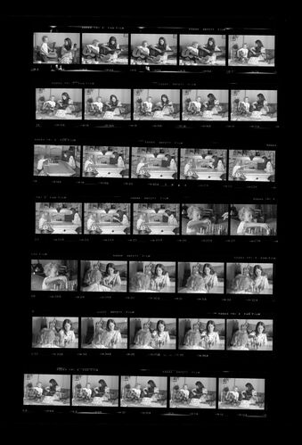 TON_M_Contact_190: Sarah Miles