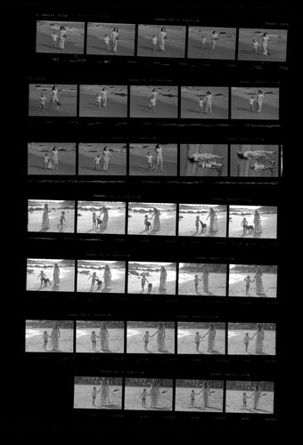 TON_M_Contact_195: Sarah Miles