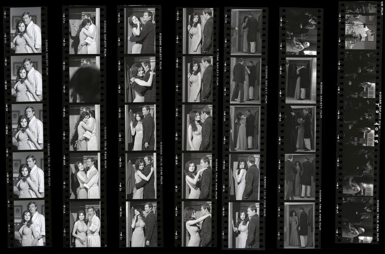 TON_Moore_Contact_034: Roger Moore