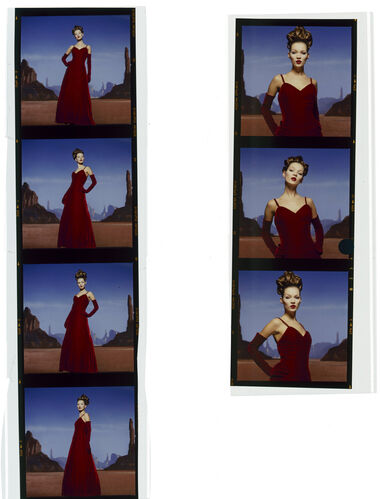 TON_MossK_contact_018: Kate Moss