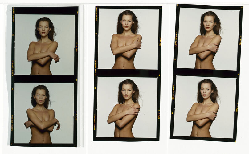 TON_MossK_contact_035: Kate Moss