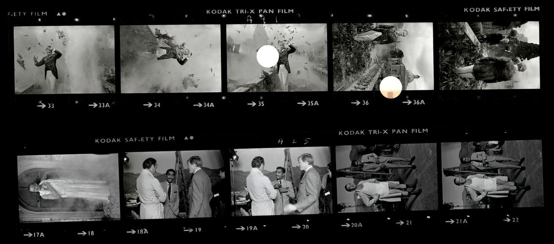 TON_N_Contact_034: David Niven and Sammy Davis Jr