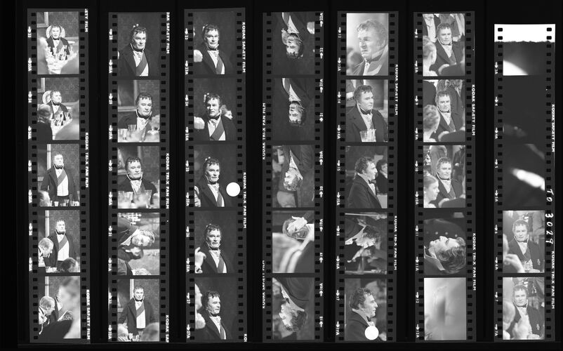 TON_O_Contact_031: Sir Laurence Olivier