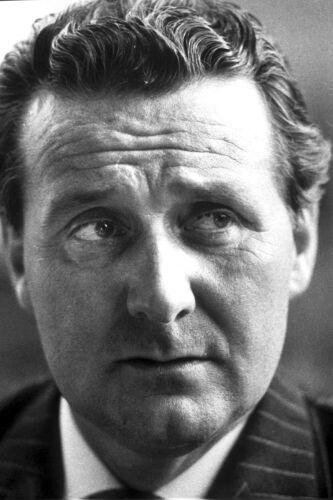 TON_PM004: Patrick Macnee