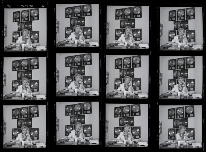 TON_P_Contact_026: Elaine Paige