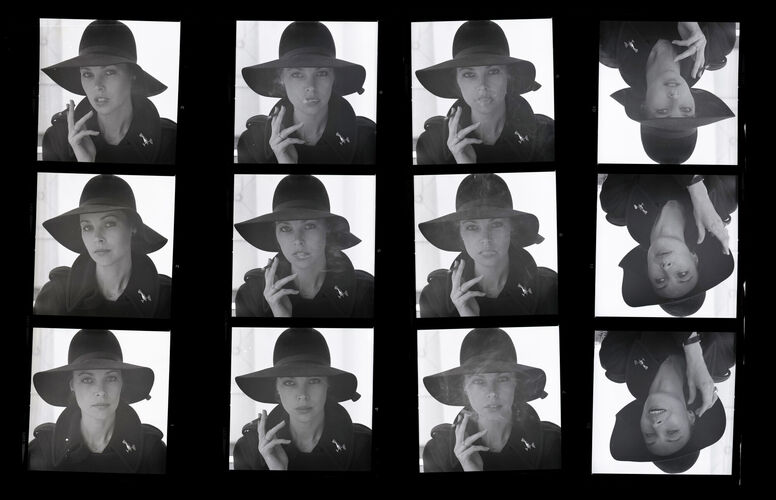 TON_P_Contact_078: Michelle Phillips