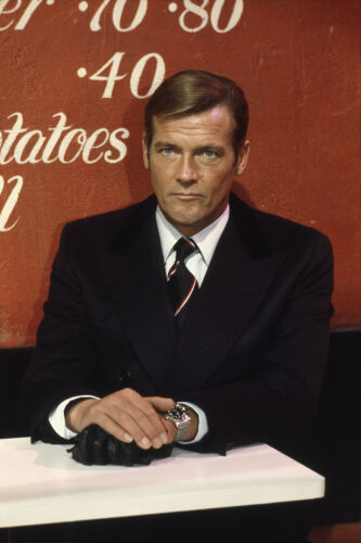 TON_RM032: Roger Moore