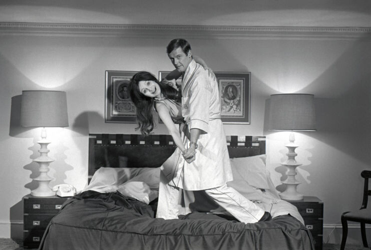 TON_RM042: Roger Moore and Madeline Smith