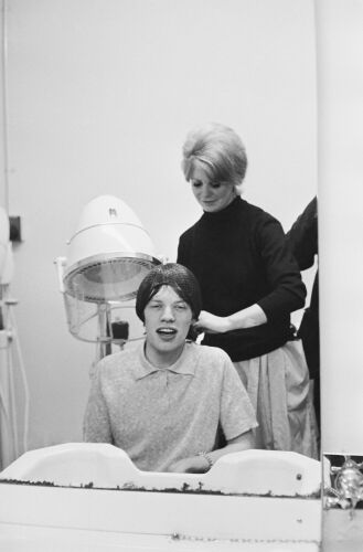 TON_RS114: Jagger At Salon