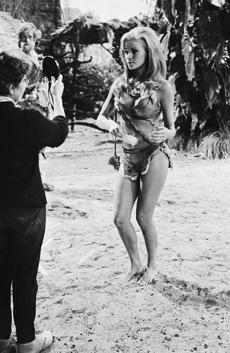 TON_RW011: Ready For Filming