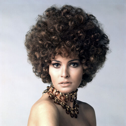 TON_RW023: Raquel Welch