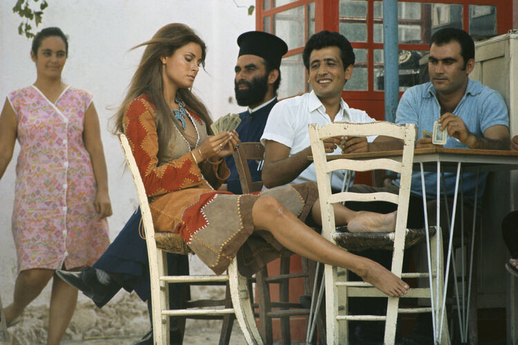 TON_RW094: Raquel Welch