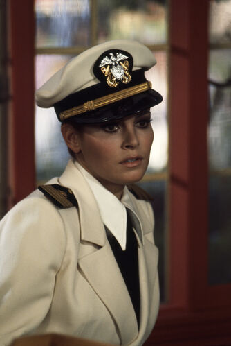 TON_RW115: Raquel Welch