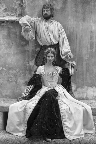 TON_RW117: Raquel Welch