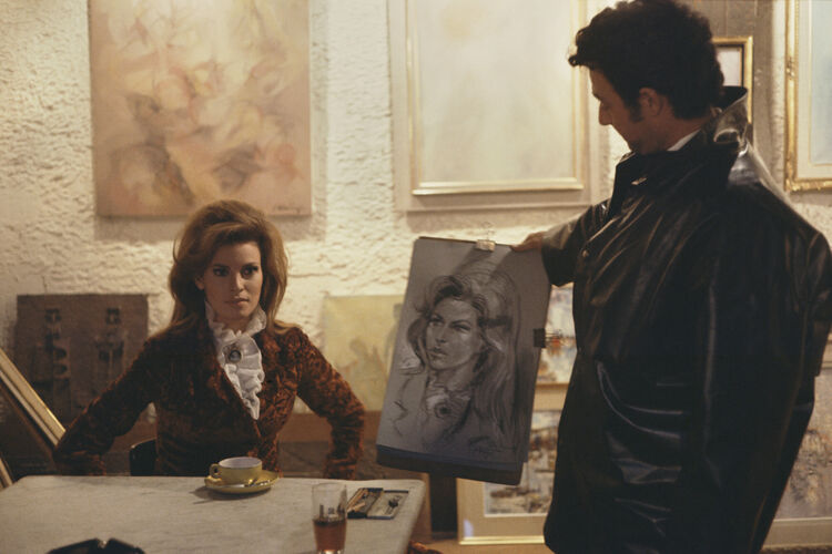 TON_RW127: Raquel Welch