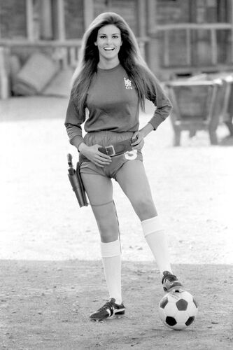 TON_RW182: Raquel Welch